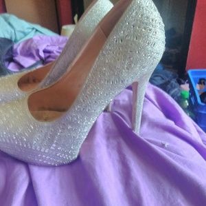 Size 8 Silver Rhinestone Heels